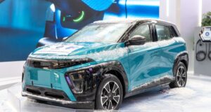 В России начнут продавать новый отечественный автомобиль, который не боится морозов и реагентов