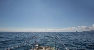 В Таиланде катер с туристами врезался в рыбацкую лодку и затонул