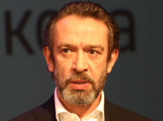 Владимир Машков заявил о невозможности замены живых артистов нейросетями