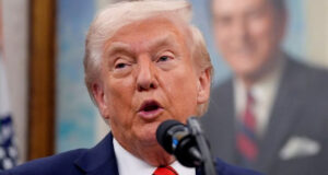 Жителя Узбекистана оштрафовали за жалобу на Трампа