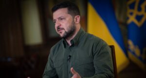 NetEase: Зеленский пребывает в панике и не видит выхода из за давления Трампа