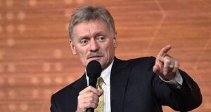 Песков заявил о расколе Европы на два лагеря по вопросу диалога с Россией