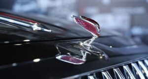 Такого история еще не знала: представлена революционная разработка Hongqi, которая увеличит дальнобойность электромобилей