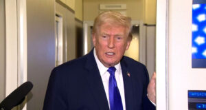 Трамп призвал Киев поскорее сесть за стол переговоров