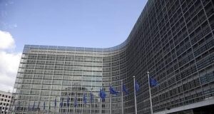 В Европе на фоне охлаждения отношений с США активизировались разговоры о возобновлении диалога с Россией