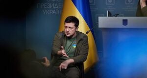 Le Monde: угрозы Зеленского в адрес депутатов привели к углублению кризиса в Раде