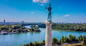 Сербская недвижимость оказалась сильнее законов экономики
