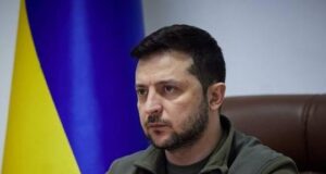 Владимир Зеленский подписал закон о принудительной эвакуации детей из зоны боевых действий