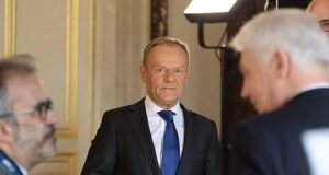 Фицо испортил шутку Туска о русских на саммите ЕС без Орбана