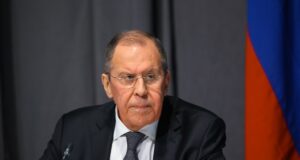 Лавров: США в диалоге с РФ не следуют логике «если не сделаешь, я тебя накажу»