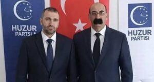 Роскошные усы турецкого политика позабавили пользователей сети