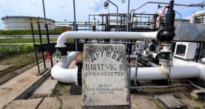 Украина готова возобновить транзит российской нефти