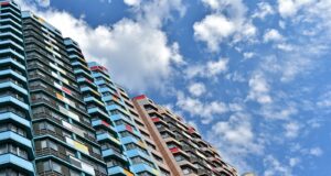 Яндекс Недвижимость: спрос на дома с консьержами в Москве сократился до 25,1%
