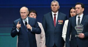 «Знаем, чем все закончится»: Путин предупредил россиян о попытках расколоть Россию