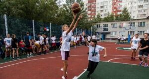 01 В Нижневартовске пересмотрят доступ к школьным стадионам