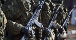 Лавров назвал идиотскими слова Каллас об ограничении численности армии России
