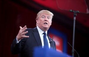 Bloomberg сообщило о смещении позиции Трампа по Украине