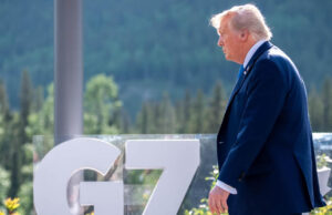 Bloomberg: Трамп хочет передать лицензии на производство ракет Европе и Украине