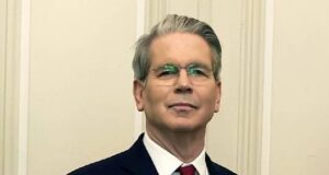 Глава Минфина США Бессент допустил возвращение России к доллару