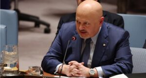 Главный прокурор МУС называет обвинения против себя политически мотивированными