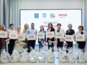 В Обнинске наградили лучших школьников и педагогов IMG 6672
