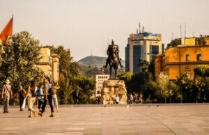 Минфин Албании опять переписывает налоги