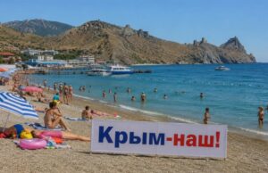 «Нас пришли убивать, а не слушать»: крымчане «закидали» соцсети рассказами о реальной ситуации на полуострове «Нас пришли убивать, а не слушать»: крымчане «закидали» соцсети рассказами о реальной ситуации на полуострове