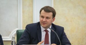 Орешкин сравнил стратегию РФ с атакующей игрой в футбол