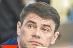 По итогам минувшей недели улучшает позиции вице спикер Госдумы Александр Бабаков