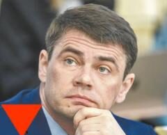 По итогам минувшей недели улучшает позиции вице спикер Госдумы Александр Бабаков