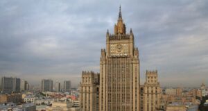 РФ задействует все средства для защиты российских грузов в Средиземном море