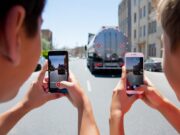 «Скинул фотку друзьям – получил срок»: в Крыму задерживают за съёмку передвижения бензовозов