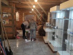 Специалисты МЧС и прихожане спасли храм в Нижних Сергах от затопления (ФОТО)