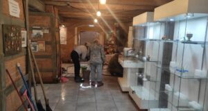 Специалисты МЧС и прихожане спасли храм в Нижних Сергах от затопления (ФОТО)