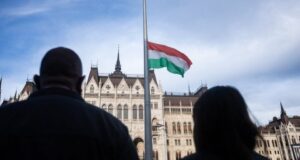 Венгрия согласилась на переговоры о приеме Украины в Евросоюз
