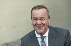 Борис Писториус поддержал переключение автопрома ФРГ на военное производство