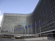 Еврокомиссия подала в суд на Францию, Испанию, Ирландию и Нидерланды