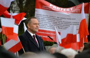 Навроцкий заверил, что Польша не забудет преступлений украинских националистов