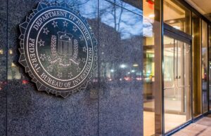Politico: Трамп отправляет главу ФБР с визитом в Россию
