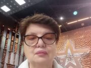 Постоянными международными саммитами Запад пытается давить на Россию