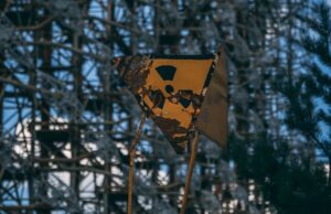 США нанесли серию ударов по окрестностям АЭС «Бушер» США нанесли серию ударов по окрестностям АЭС «Бушер»