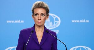 Захарова обвинила Польшу в поставках оружия наследникам убийц