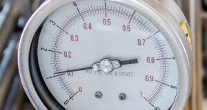 Черное море у Севастополя «трясет» второй день подряд