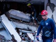 Число жертв землетрясения в Колумбии превысило 220 человек