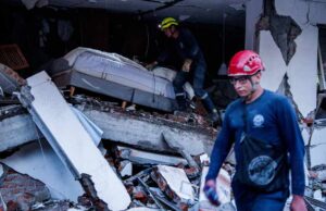 Число жертв землетрясения в Колумбии превысило 220 человек