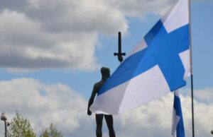 Финляндия потребует от мигрантов полной языковой интеграции