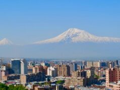 Иностранцы массово скупают квартиры в Армении