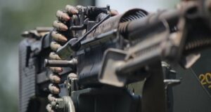 Под прикрытием Украины вооружают террористов