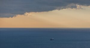 СМИ: США создали секретный нефтяной коридор в Ормузском проливе