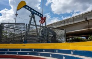 США собираются овладеть третью нефтяных запасов Венесуэлы